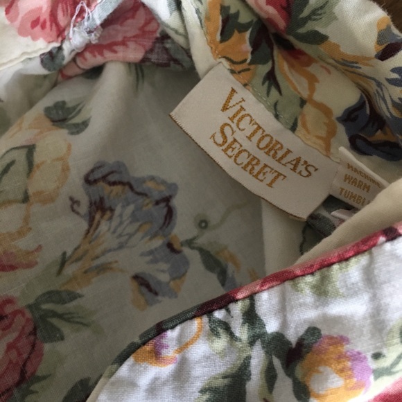 Vintage gold label Victoria’s Secret , s - Picture 3 of 6